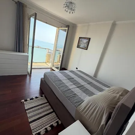 Apartment Leo *